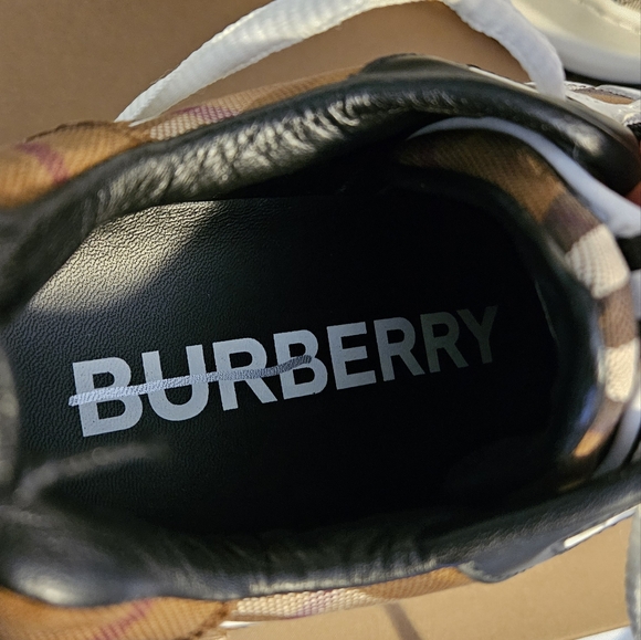 Burberry Mens Sean Vintage Check Canvas Fashion Sneakers Size 41/ 8 US - Picture 11 of 16